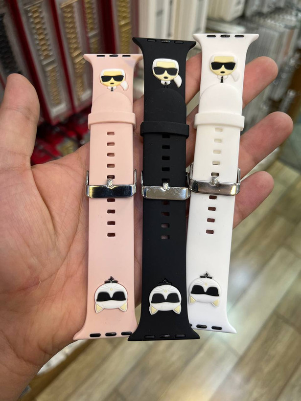 بند ایل واج شخصیت کارل